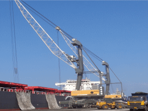 LHM 420 Mobile Harbour Crane