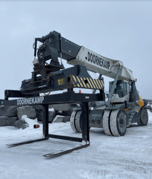 Liebherr LRS 545 Reach Stacker